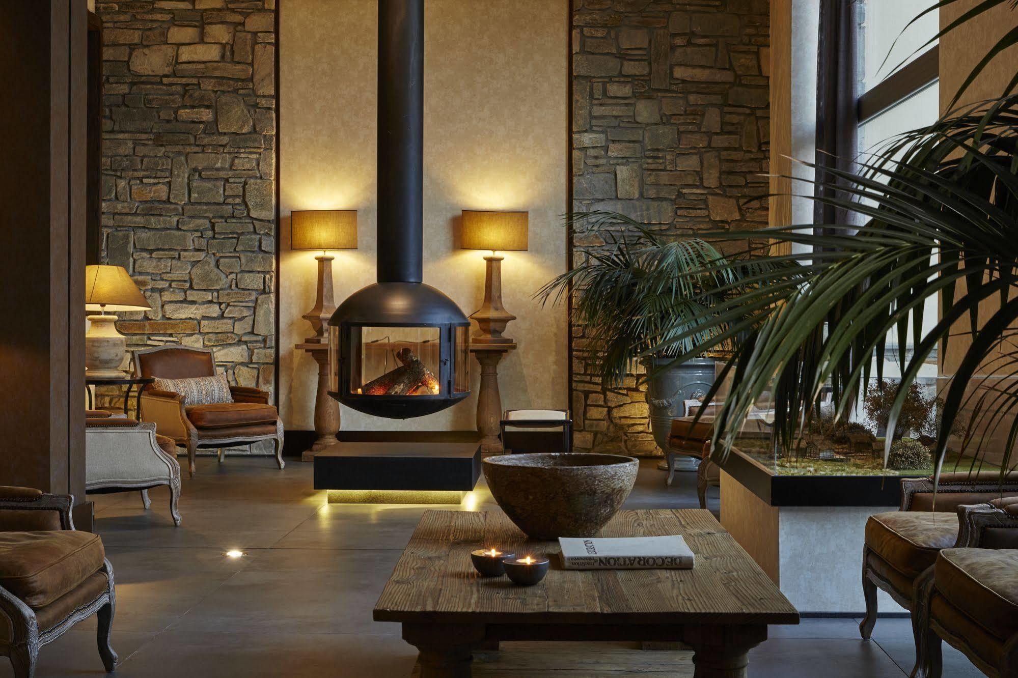 Limneon Resort & Spa Kasztoriá Kültér fotó Interior of the hotel
